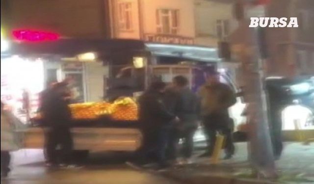 Bursa'da pazarcıların tezgah kavgası üzdü!