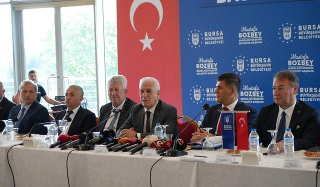 Mustafa Bozbey'den iktidara Bursa eleştirisi