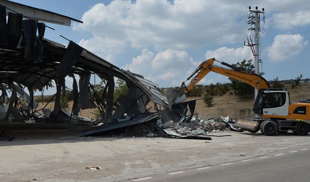 Bursa'daki kaçak yapılara darbe