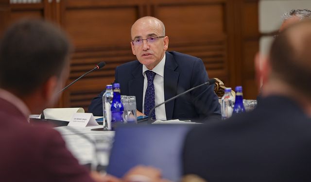 Mehmet Şimşek, yeni vergileri savundu