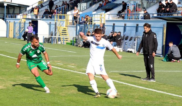 Karacabey'den Amasyaspor'a farklı tarife: 3-0