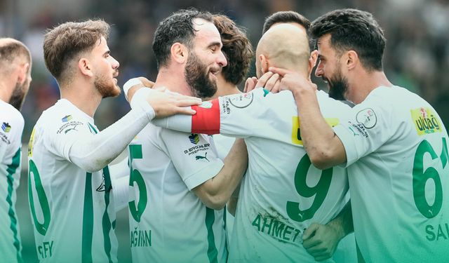 Bursaspor Bornova 1877'yi gole boğdu 7-1