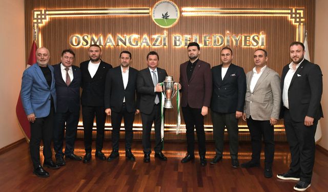 Şampiyonluk kupası Osmangazi Belediyesi'nde
