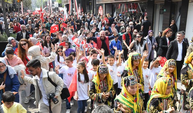 Bursa'da 23 Nisan coşkusu
