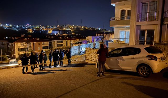 Komşular kavga etti, 5 kişi öldü!