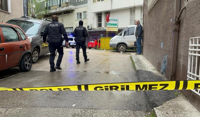 Ortalık karıştı, defalarca ateş edip kaçtılar