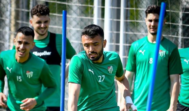 Şampiyon Bursaspor taraftarıyla buluşuyor