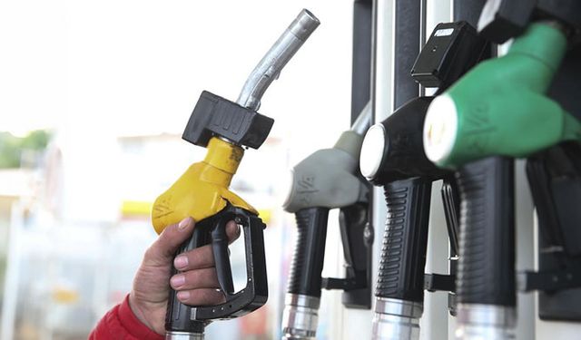 Benzine yine zam geliyor
