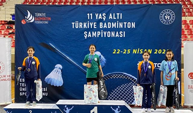 Osmangazi’nin genç badmintoncuları göz doldurdu