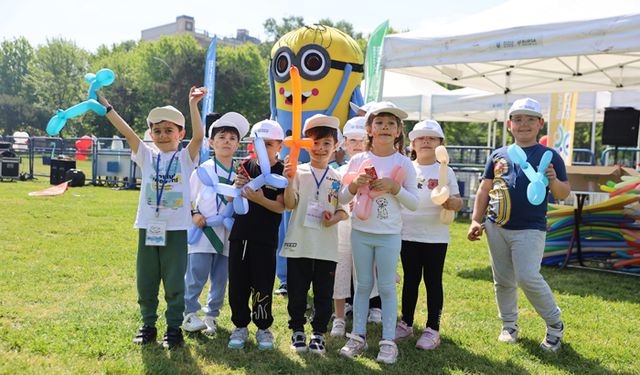Çocuklar spor festivalinde gönüllerince eğlendi