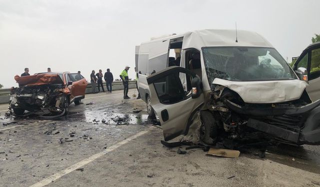 Bursa'da feci kaza, çok sayıda yaralı var!