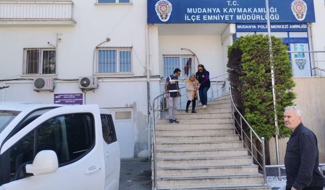 Müebbet hapisle aranan kadın, yakayı ele verdi