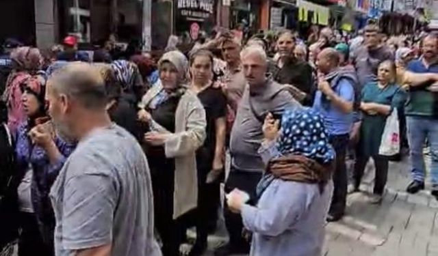 Bursa'da çekiliş izdihamı