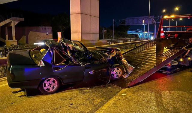 Bursa'da feci kaza, hurdaya döndü!