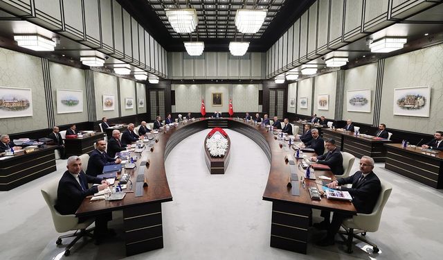 Erdoğan hamleyi yapıyor, kabine değişiyor!