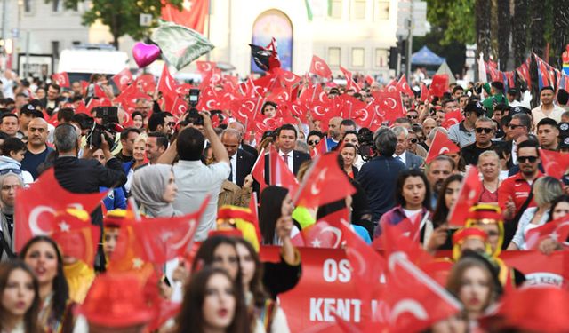 Osmangazi’de omuz omuza yürüdüler