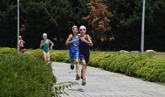 Osmangazi’de Triathle yarışları çocukları kuşattı
