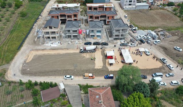 Osmangazi Belediyesi'nden Aksungar'a spor tesisi