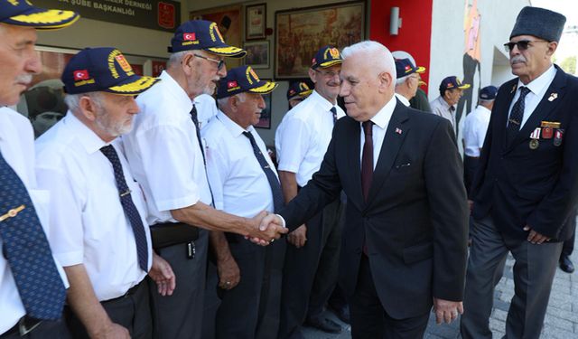 Kıbrıs kahramanlarını rahmetle anıyoruz