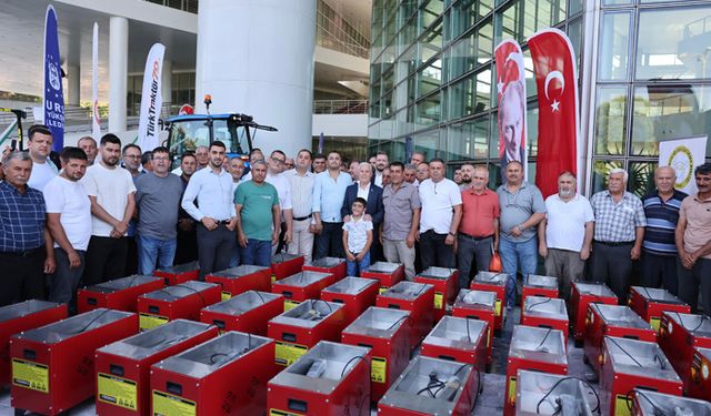 Bursa Büyükşehir'den çiftçilere ekipman desteği