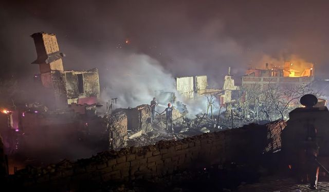 Bağıra bağıra can verdiler!