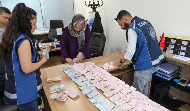 Dilenciden çıkan paralar şok etti