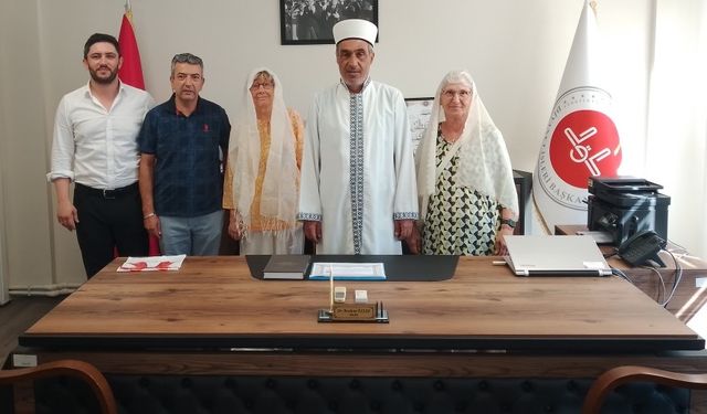 İna Dorrothee Bursa'da Müslüman oldu