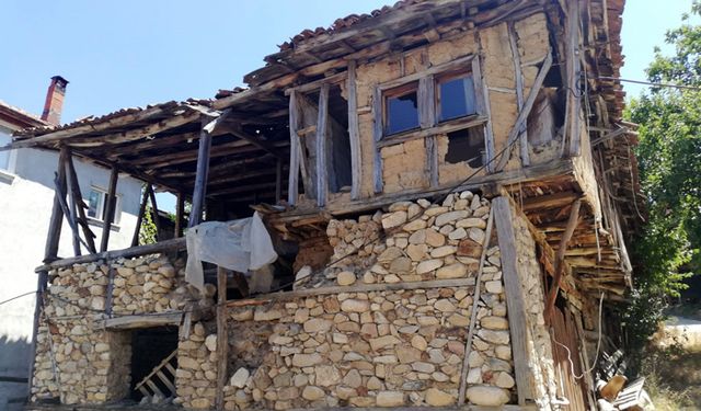 Osmangazi’de  metruk binalar yıkılıyor