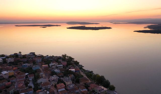 Uluabat Gölü’nde kirlilik sona eriyor