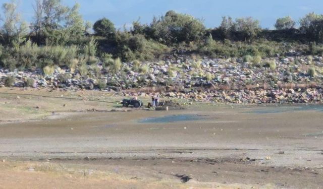 Betonlaşma ve sanayileşme 43 yıllık göleti kuruttu