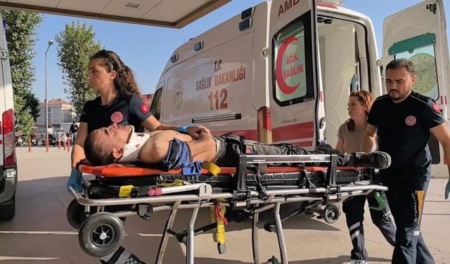 Bursa'da Afgan işçi makinaya sıkıştı