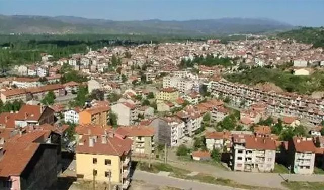 Simav'da ardı ardına korkutan deprem