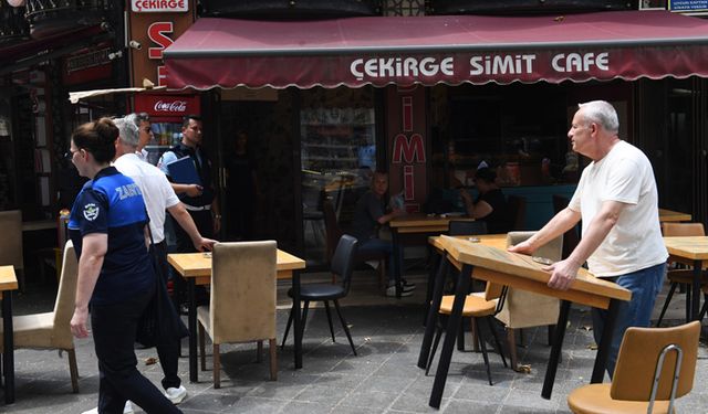 Bursa'da zabıta, engelli yollarını işgal eden esnafa...