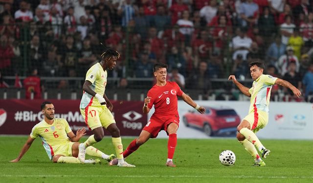 İspanya'dan yarım düzüne gol yedik: 6-0