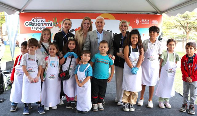 Çocuk şefler beğeni topladı