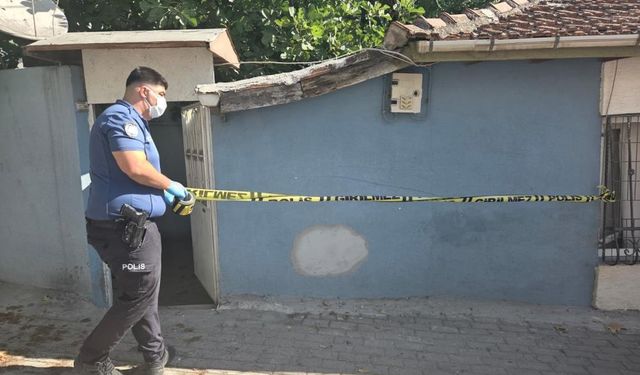 Arkadaşları eve gelince acı gerçekle karşılaştı