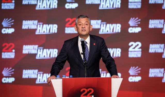 Özgür Özel, yeniden CHP'nin başında
