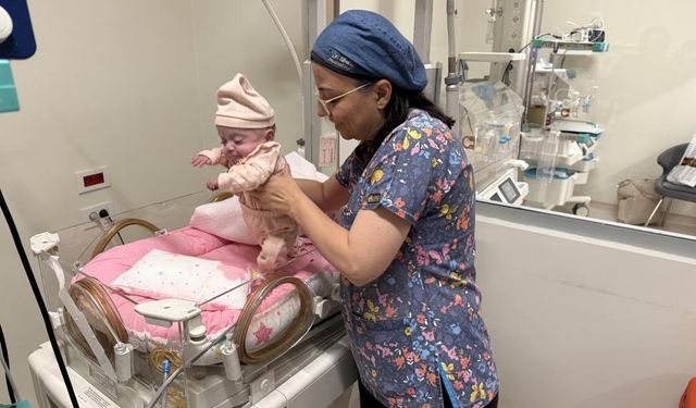 Annesi kucağına 180 gün sonra aldı