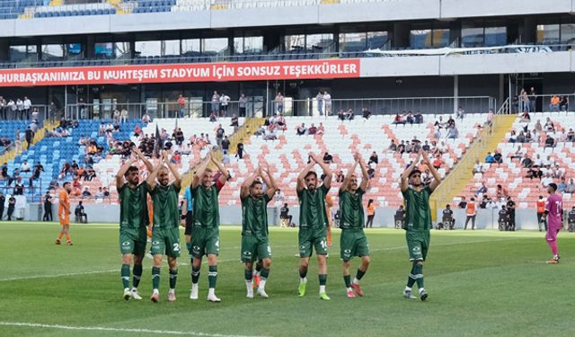 Bursaspor Adana'yı paramparça yaptı:0-6