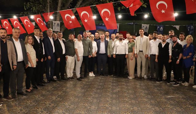 Yeniden Refah'tan istifa ettiler