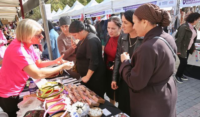Bursa'daki dayanışma pazarına büyük ilgi