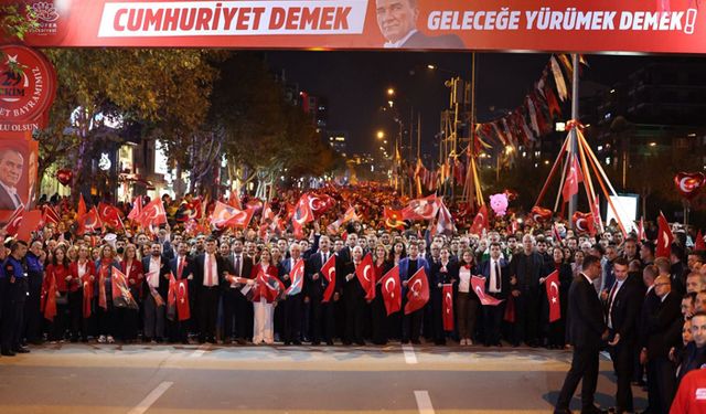 Bursa, Cumhuriyet için tek yürek oldu