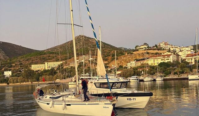 Yelkeniyle Yunanistan'a geçmek istediler!