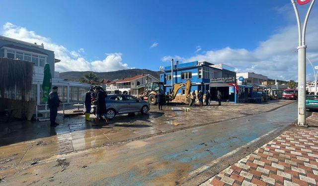 İzmir Büyükşehir'e esnaf tepki gösterdi