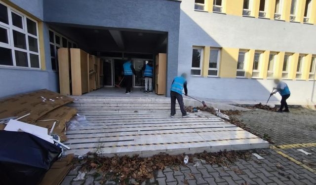 Atıl durumdaki okulun bakımını cezaevi hükümlüleri yaptı