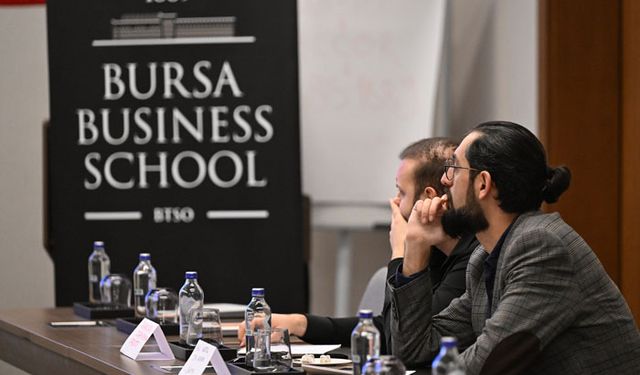 Bursa Business School'da firmalar geleceğe hazırlanıyor