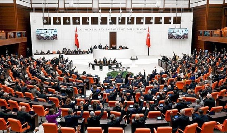 Staj ve Çıraklık sigortası, 2000 sonrası emeklilik! Torba Yasa TBMM’ye geliyor1 Müjde verildi