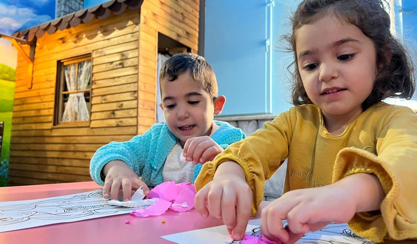 Osmangazi Belediyesi'nden çocuklara masal atölyesi