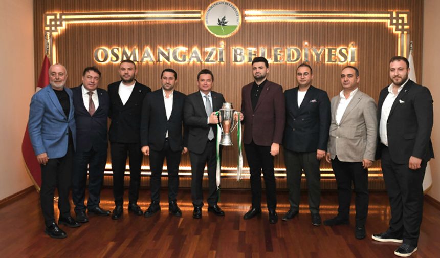 Şampiyonluk kupası Osmangazi Belediyesi'nde