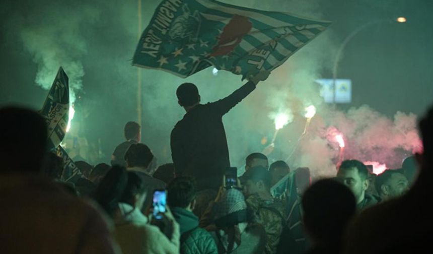 Bursaspor'a Özlüce'de muhteşem karşılama